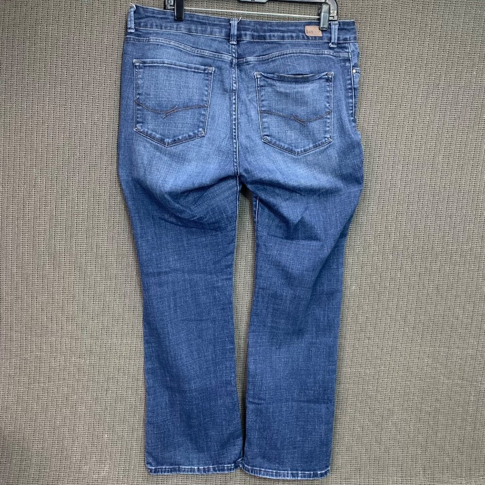 Lee Womens Size 12 Jeans Modern Series Curvy Fit Bootcut Mid Rise 5 Pocket - Picture 2 of 9